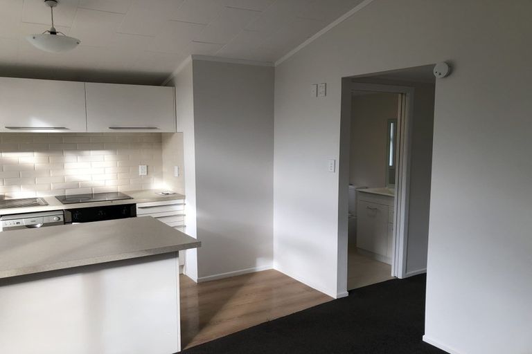 Photo of property in 8 Lynwood Place, Chedworth, Hamilton, 3210