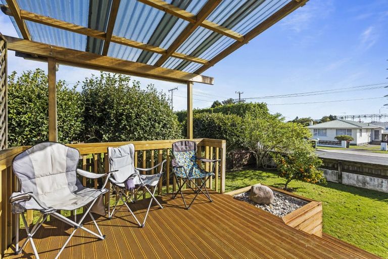 Photo of property in 18 Saxton Road, Upper Vogeltown, New Plymouth, 4310