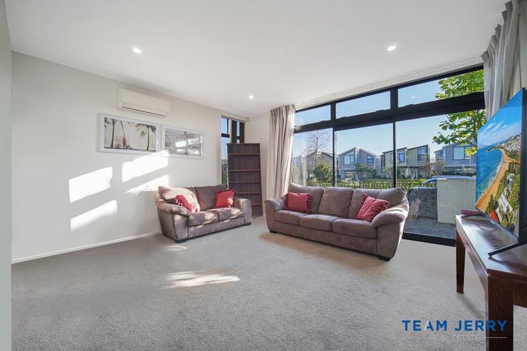 Photo of property in 55 Battalion Drive, Papakura, 2110