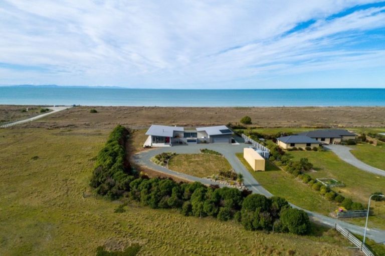 Photo of property in 18 Shoreline Place, Rarangi, Blenheim, 7273