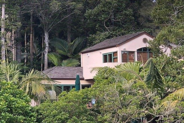 Photo of property in 107 Hadfield Street, Beach Haven, Auckland, 0626