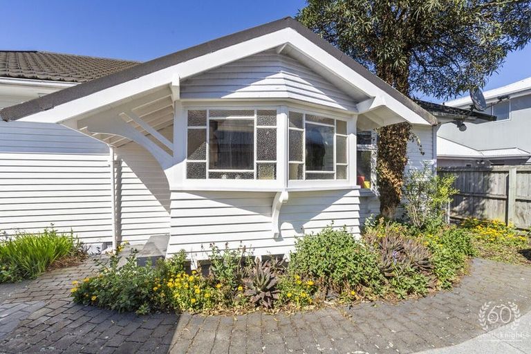 Photo of property in 15 Euston Street, Riccarton, Christchurch, 8041