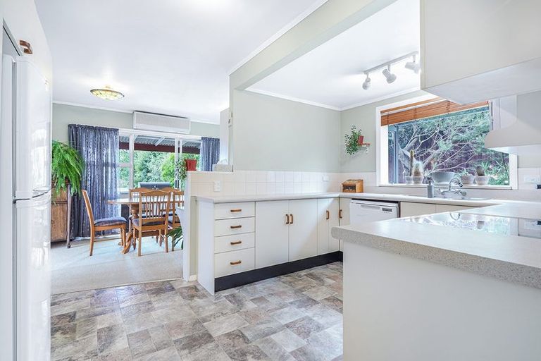 Photo of property in 25 Bretton Terrace, Hillcrest, Hamilton, 3216