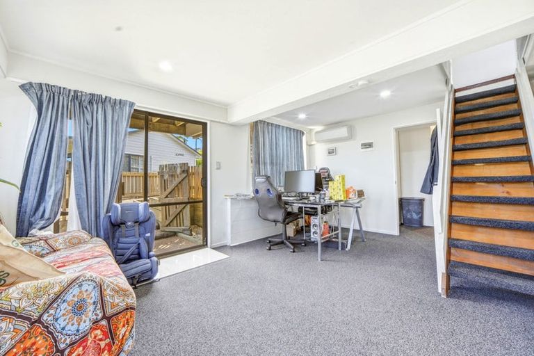Photo of property in 10 Stredwick Drive, Torbay, Auckland, 0630