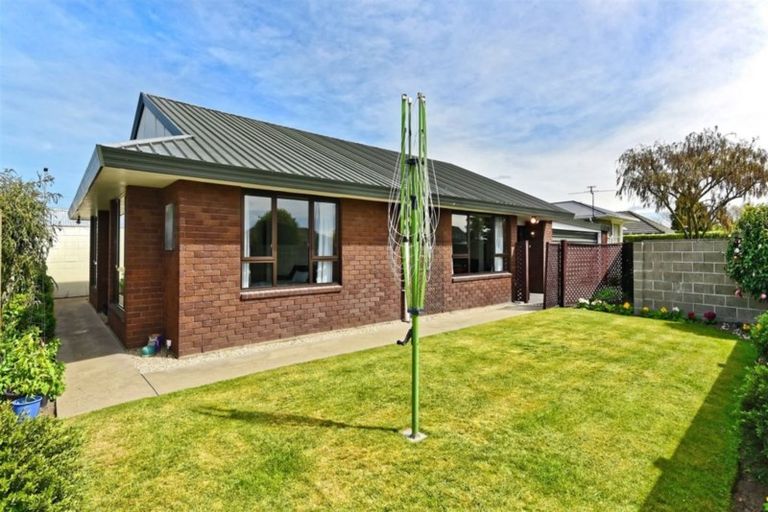 Photo of property in 1 Boston Avenue, Hornby, Christchurch, 8042