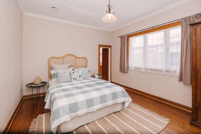 Photo of property in 15 Manson Street, Terrace End, Palmerston North, 4410