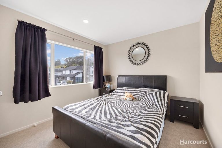 Photo of property in 24 Ravello Rise, Flat Bush, Auckland, 2019