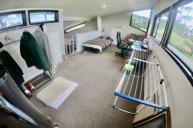 Photo of property in 15 Cemetery Road, Maunu, Whangarei, 0179