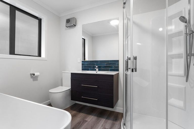 Photo of property in 35 Shaw Road, Coastlands, Whakatane, 3120