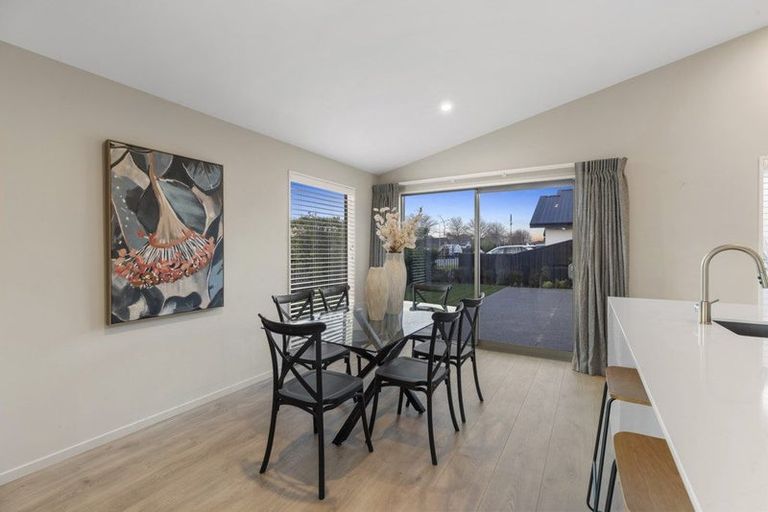 Photo of property in 1 Blue Jacket Drive, Halswell, Christchurch, 8025