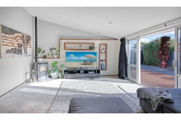 Photo of property in 41 Halswell Junction Road, Halswell, Christchurch, 8025