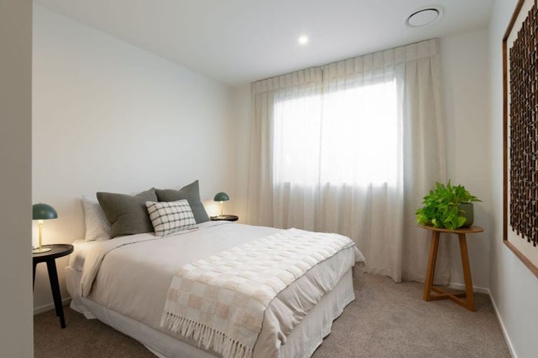 Photo of property in 11 Davidson Road, Helensville, 0875