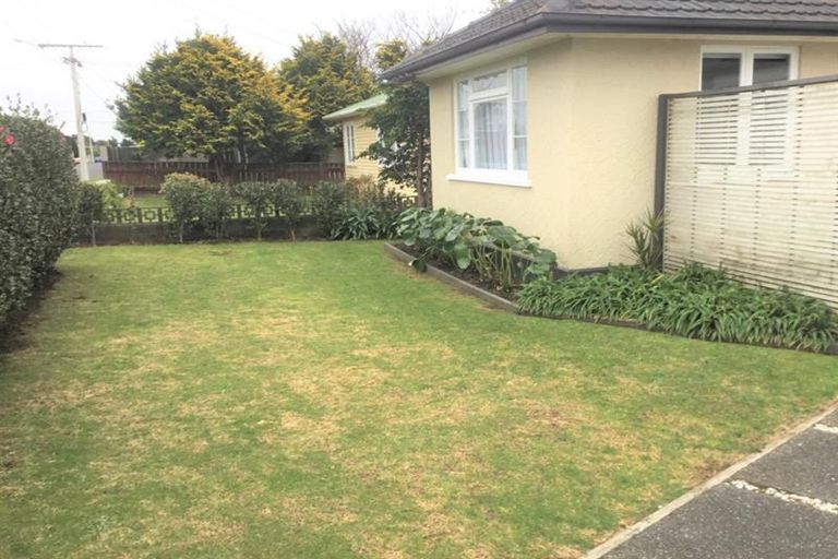 Photo of property in 33 Princes Street, Fitzroy, New Plymouth, 4312