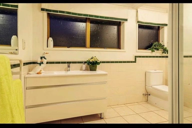 Photo of property in 1/205 Bucklands Beach Road, Bucklands Beach, Auckland, 2012