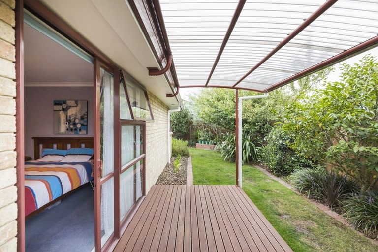 Photo of property in 10 Branigan Parade, Kelvin Grove, Palmerston North, 4414