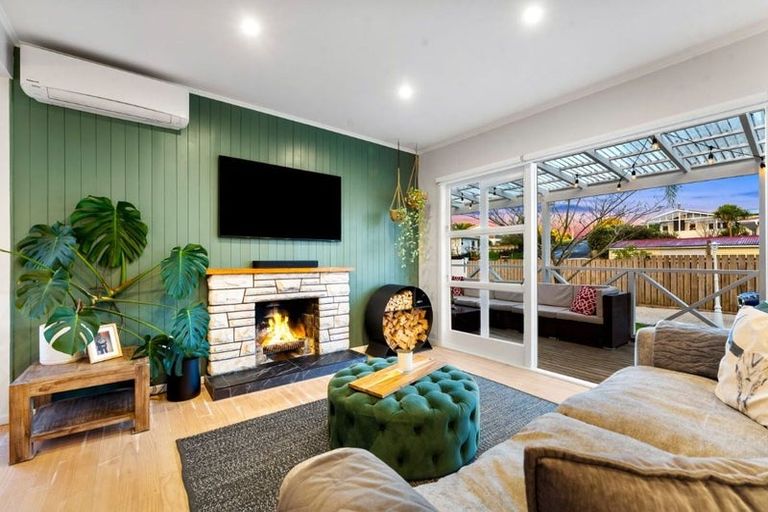 Photo of property in 60 Melba Street, Beach Haven, Auckland, 0626