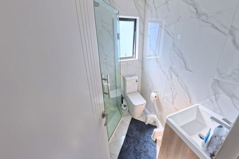 Photo of property in 11 Pihoihoi Place, Hobsonville, Auckland, 0616