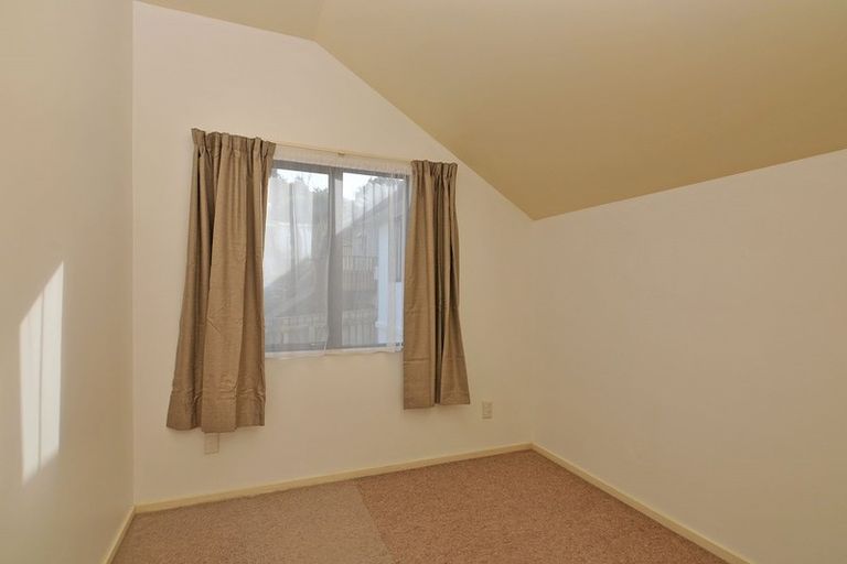 Photo of property in 19a Woodland Road, Johnsonville, Wellington, 6037