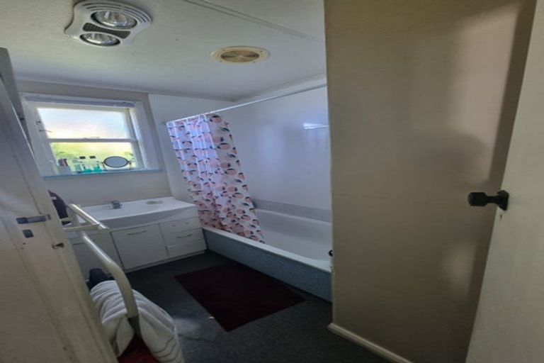 Photo of property in 34 Galway Avenue, Hokowhitu, Palmerston North, 4410