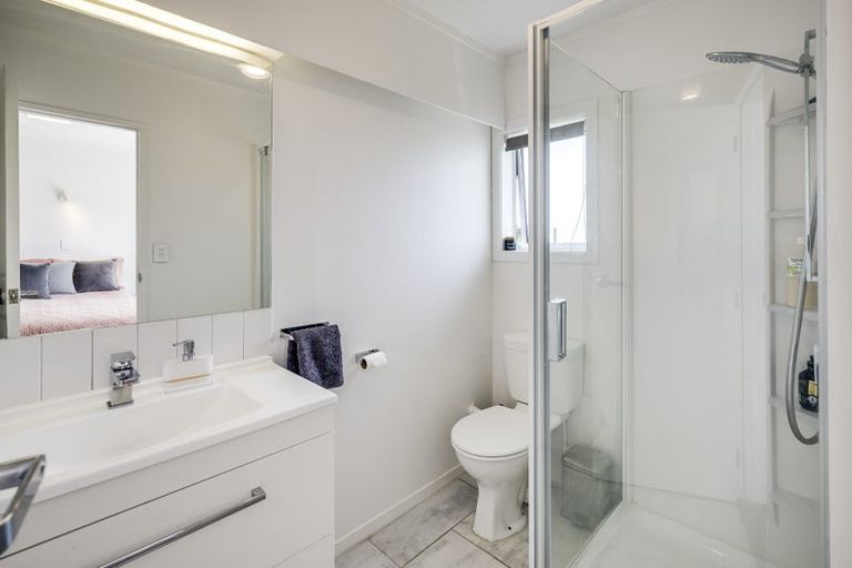 Photo of property in 51 Churchill Drive, Taradale, Napier, 4112