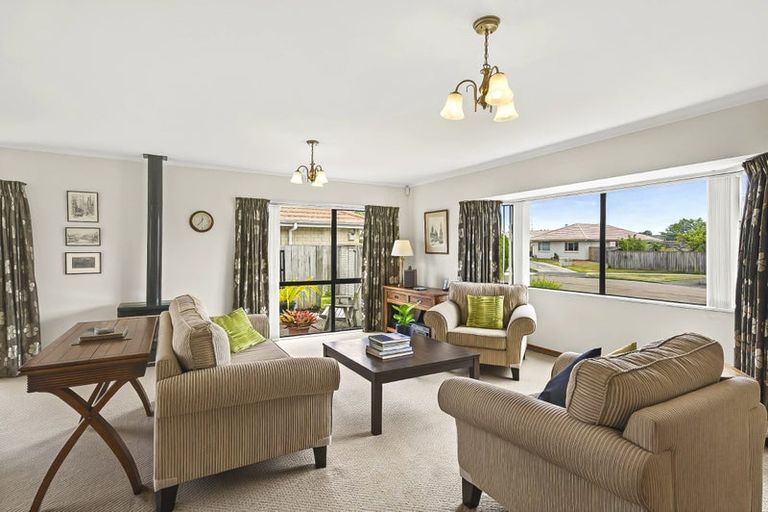 Photo of property in 44 Hadleigh Court, Paraparaumu, 5032