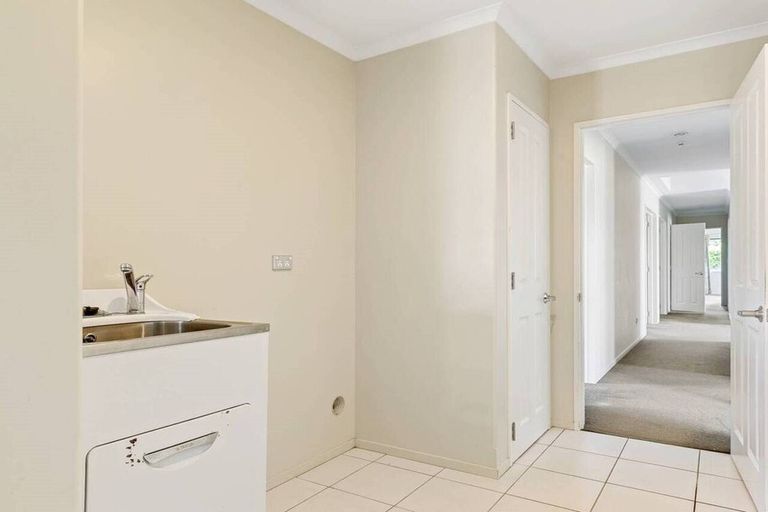 Photo of property in 6 Hampstead Close, Rangiora, 7400