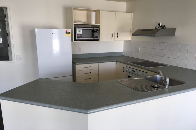 Photo of property in Courtenay Apartments, 602/120 Courtenay Place, Te Aro, Wellington, 6011