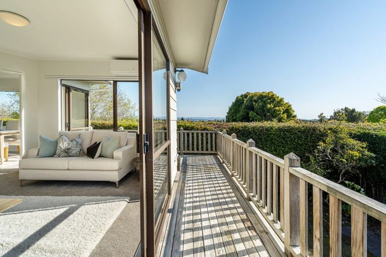 Photo of property in 2/49 Merani Street, Belmont, Auckland, 0622