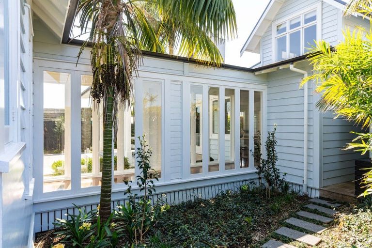 Photo of property in 27 Mains Avenue, Kensington, Whangarei, 0112