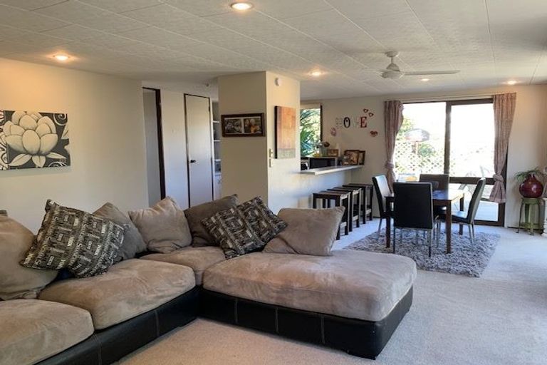 Photo of property in 10a Poplar Avenue, Raumati South, Paraparaumu, 5032