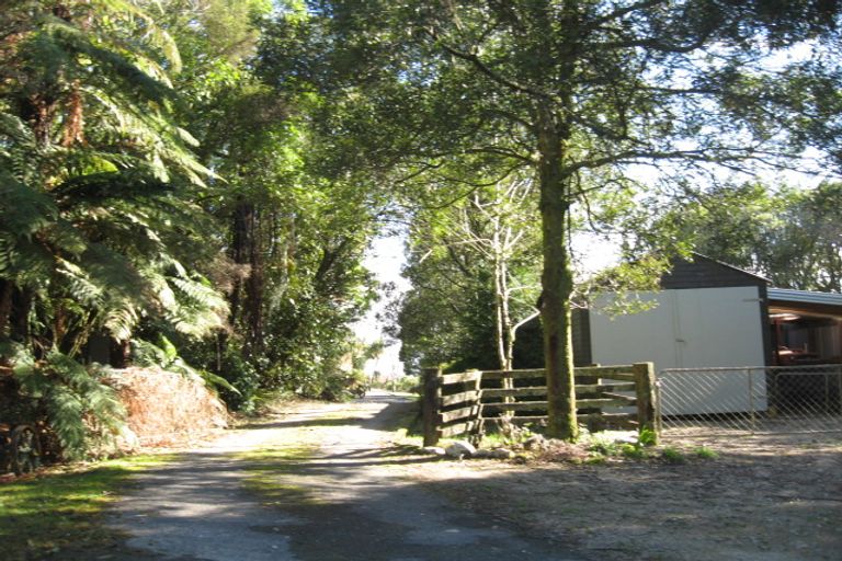 Photo of property in 3 Sale Street, Ross, 7812