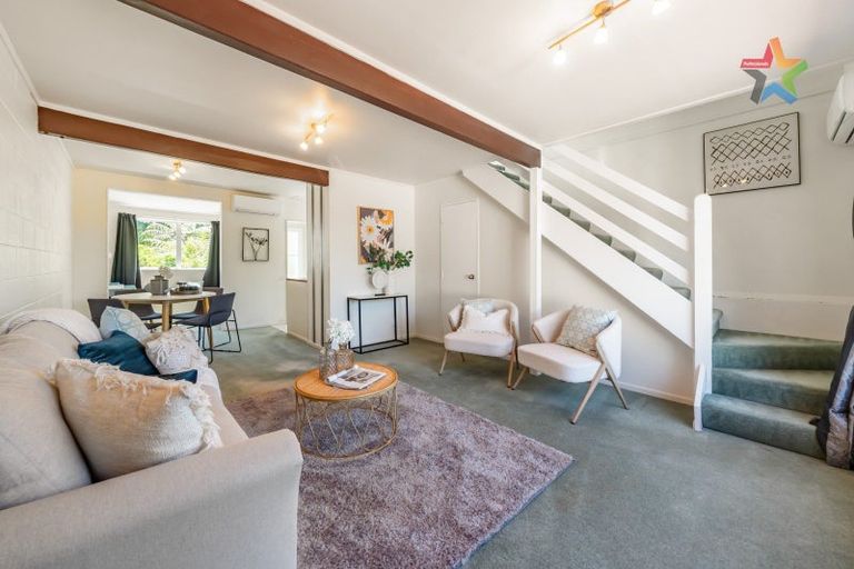 Photo of property in 12a Jacaranda Grove, Maungaraki, Lower Hutt, 5010