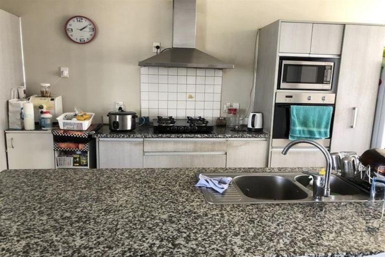 Photo of property in 4/130 Stancombe Road, Flat Bush, Auckland, 2016