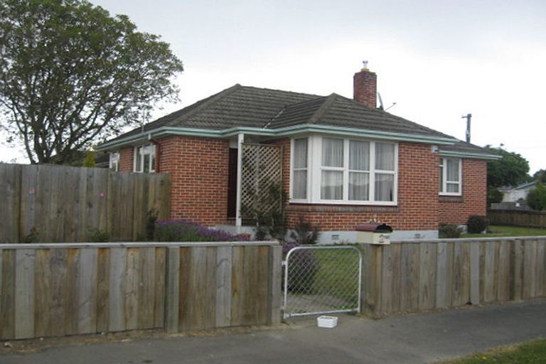 Photo of property in 2 Aldgate Street, Redwood, Christchurch, 8051