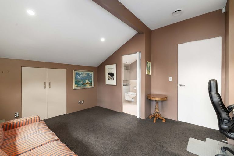 Photo of property in 9a Weka Street, Fendalton, Christchurch, 8041