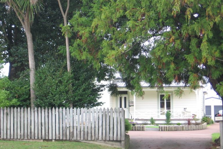 Photo of property in 80 Swanson Road, Henderson, Auckland, 0610