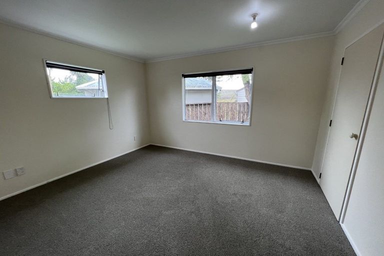 Photo of property in 5 Newton Place, Westbrook, Palmerston North, 4412