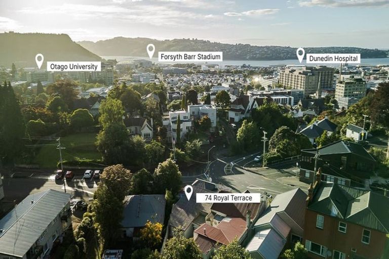 Photo of property in 74 Royal Terrace, Dunedin Central, Dunedin, 9016