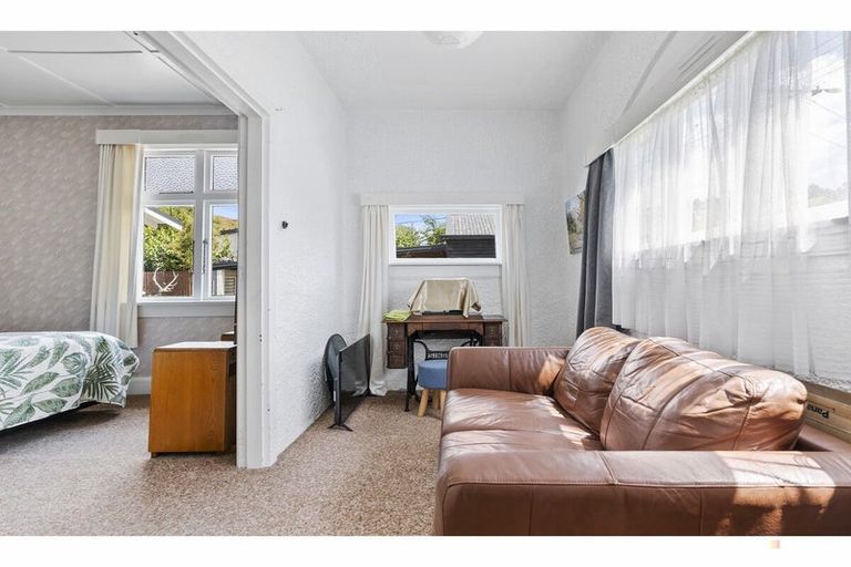 Photo of property in 26 Jollie Street, Geraldine, 7930