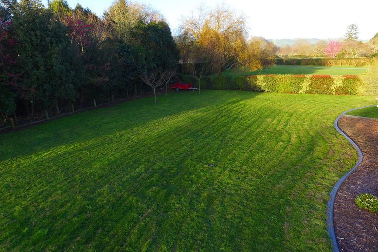 Photo of property in 258 Thornton Road, Cambridge, 3496