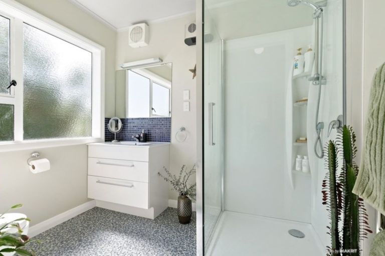 Photo of property in 109 Totara Road, Miramar, Wellington, 6022