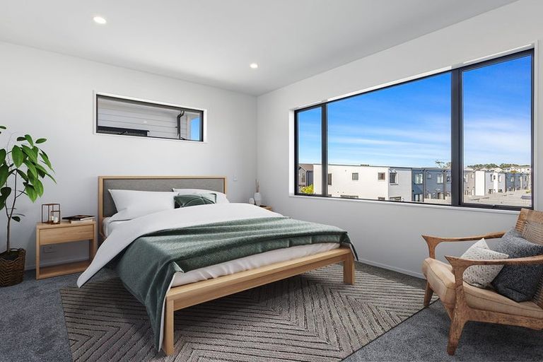 Photo of property in 3 Roundel Crescent, Whenuapai, Auckland, 0618