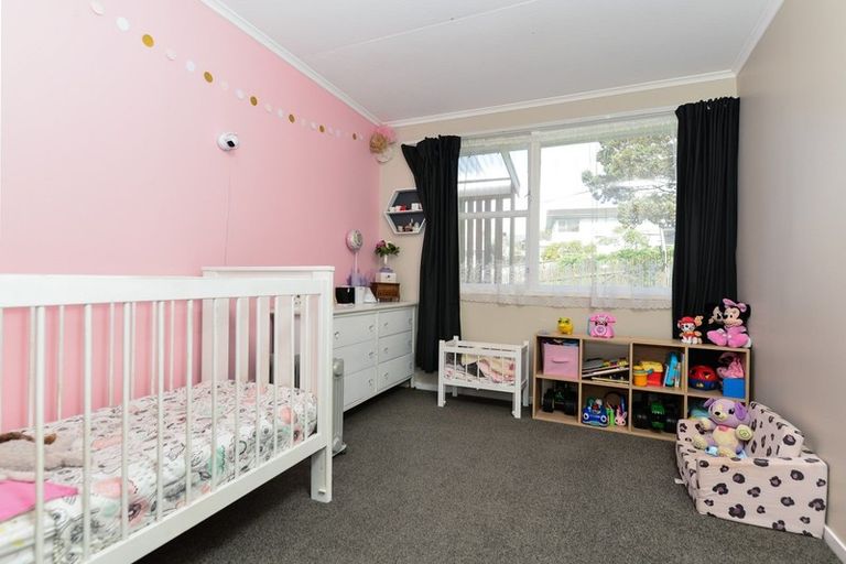 Photo of property in 42 Blomfield Street, Nawton, Hamilton, 3200