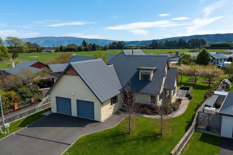 Photo of property in 6 Mallard Place, Mosgiel, 9024