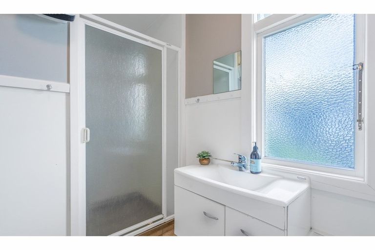 Photo of property in 35 Leith Street, Windsor, Invercargill, 9810