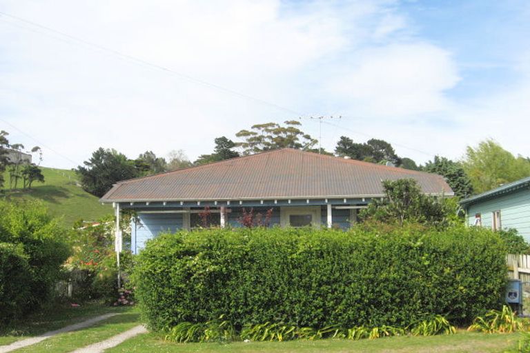 Photo of property in 17 Oman Street, Kaiti, Gisborne, 4010