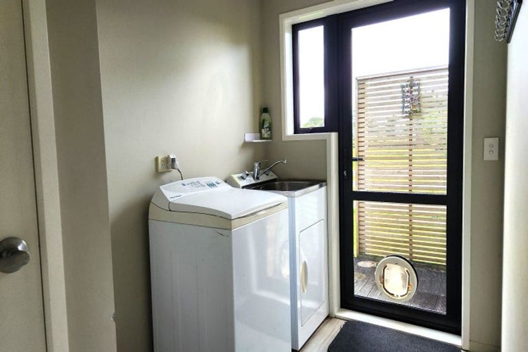 Photo of property in 287 Surrey Road, Tariki, Inglewood, 4388