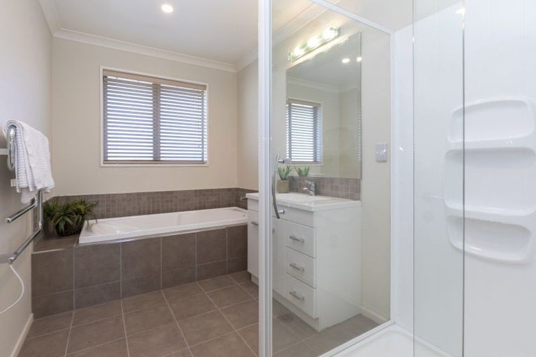 Photo of property in 22 Mokihi Gardens, Hillmorton, Christchurch, 8024