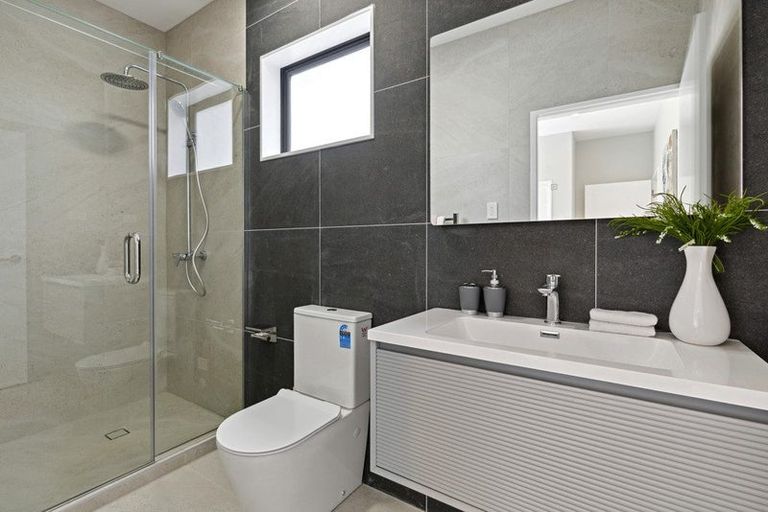 Photo of property in 15 Bela Vista Boulevard, Swanson, Auckland, 0614