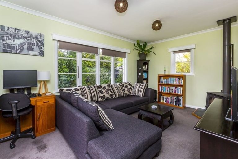 Photo of property in 8 Henry Street, Ebdentown, Upper Hutt, 5018